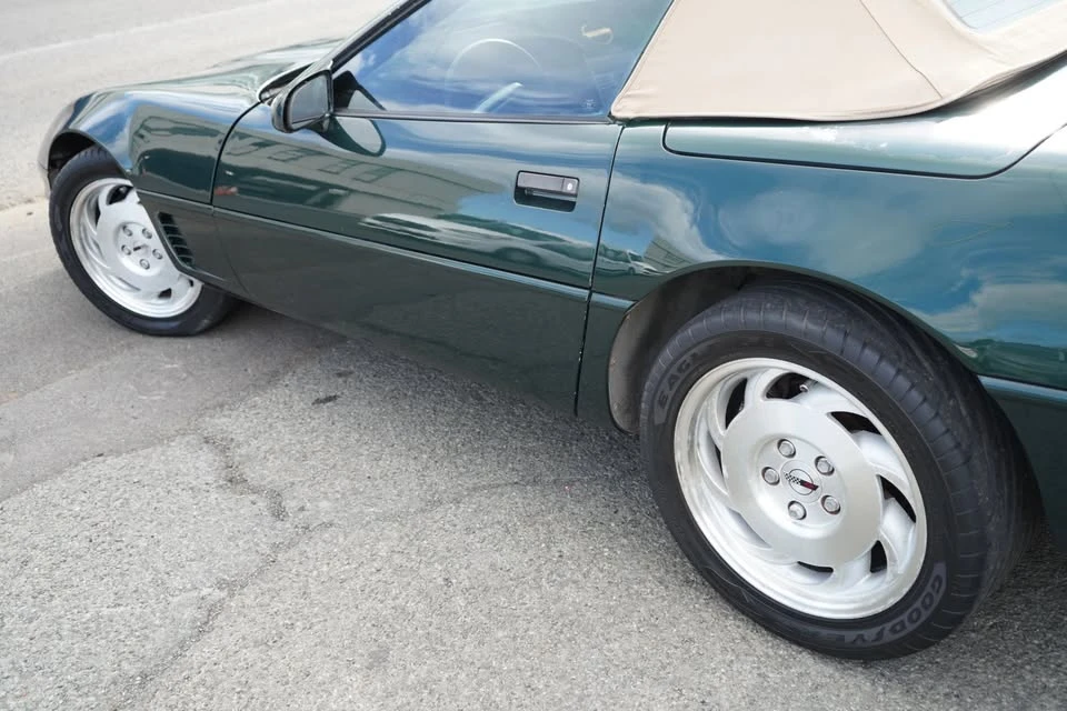 1995 Chevrolet Corvette C4 - Image 6 of 19