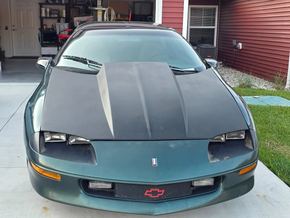 1995 Chevrolet Camaro 4th Gen - Image 2 of 7