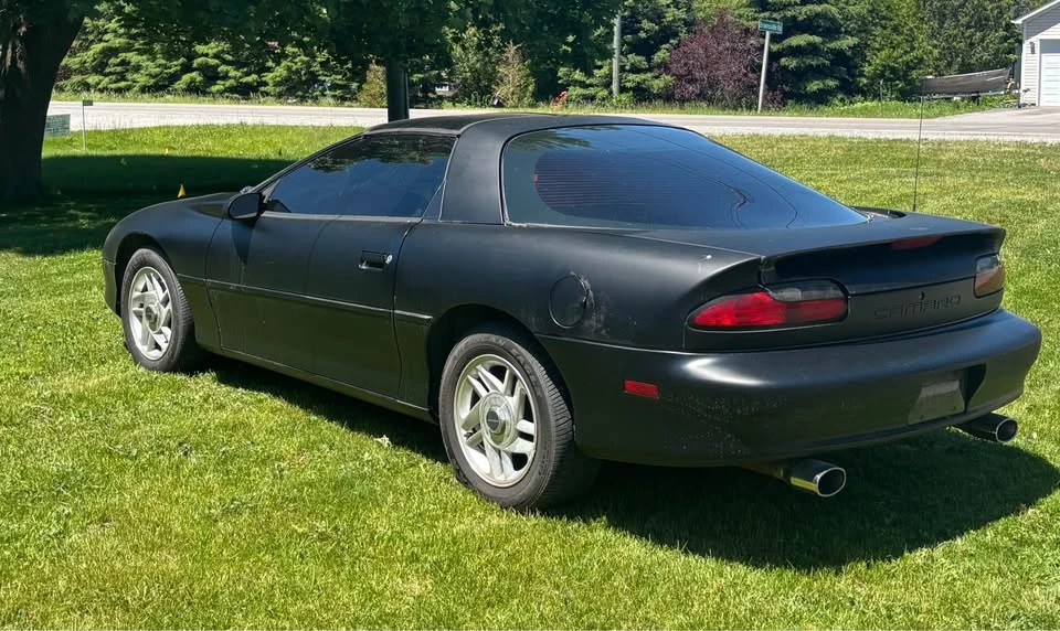 1995 Chevrolet Camaro 4th Gen - Image 2 of 8