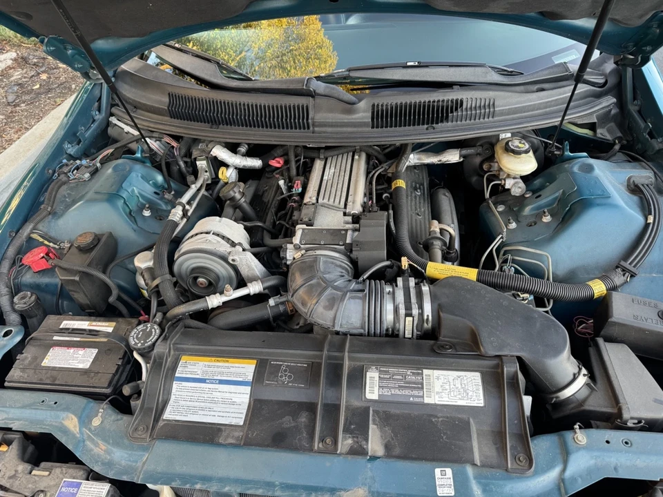 1995 Chevrolet Camaro 4th Gen - Image 9 of 17