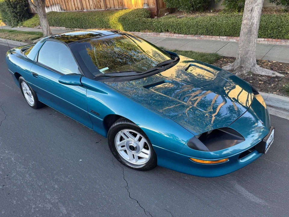 1995 Chevrolet Camaro 4th Gen - Image 5 of 17