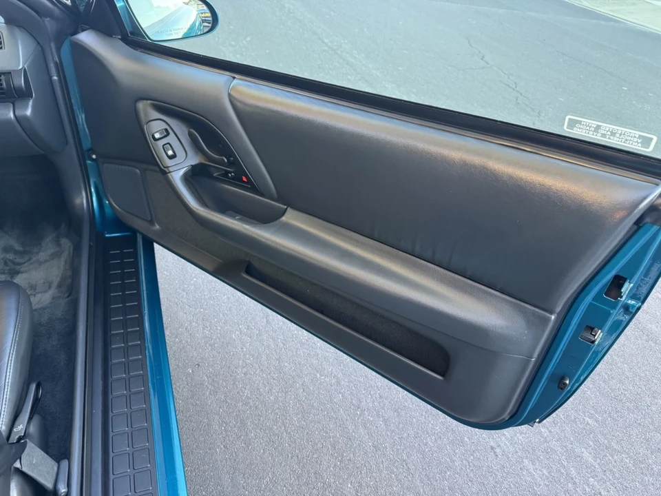 1995 Chevrolet Camaro 4th Gen - Image 11 of 17