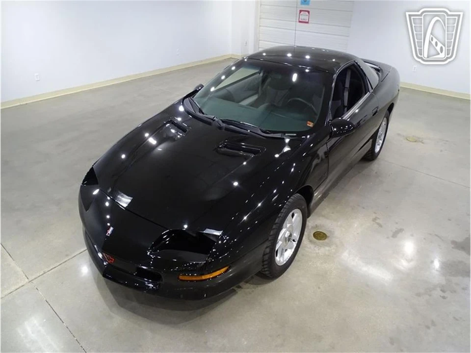 1995 Chevrolet Camaro 4th Gen - Image 3 of 31