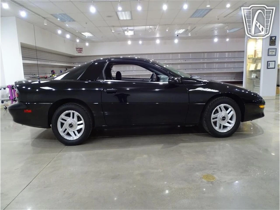 1995 Chevrolet Camaro 4th Gen - Image 19 of 31