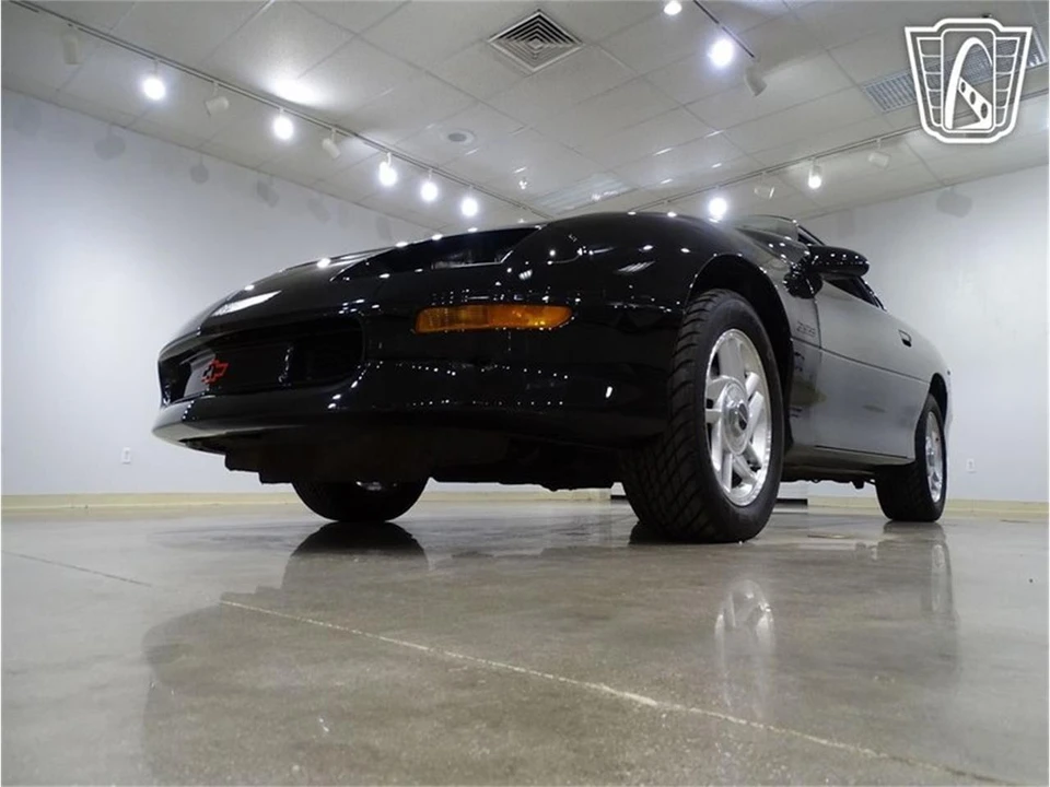 1995 Chevrolet Camaro 4th Gen - Image 5 of 31