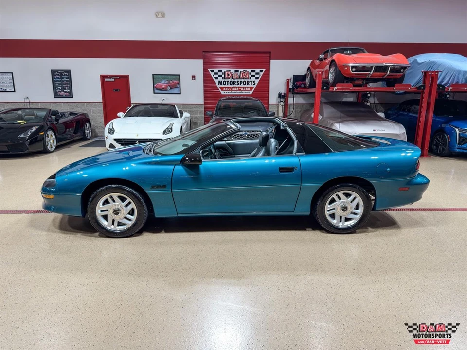 1995 Chevrolet Camaro 4th Gen - Image 2 of 31