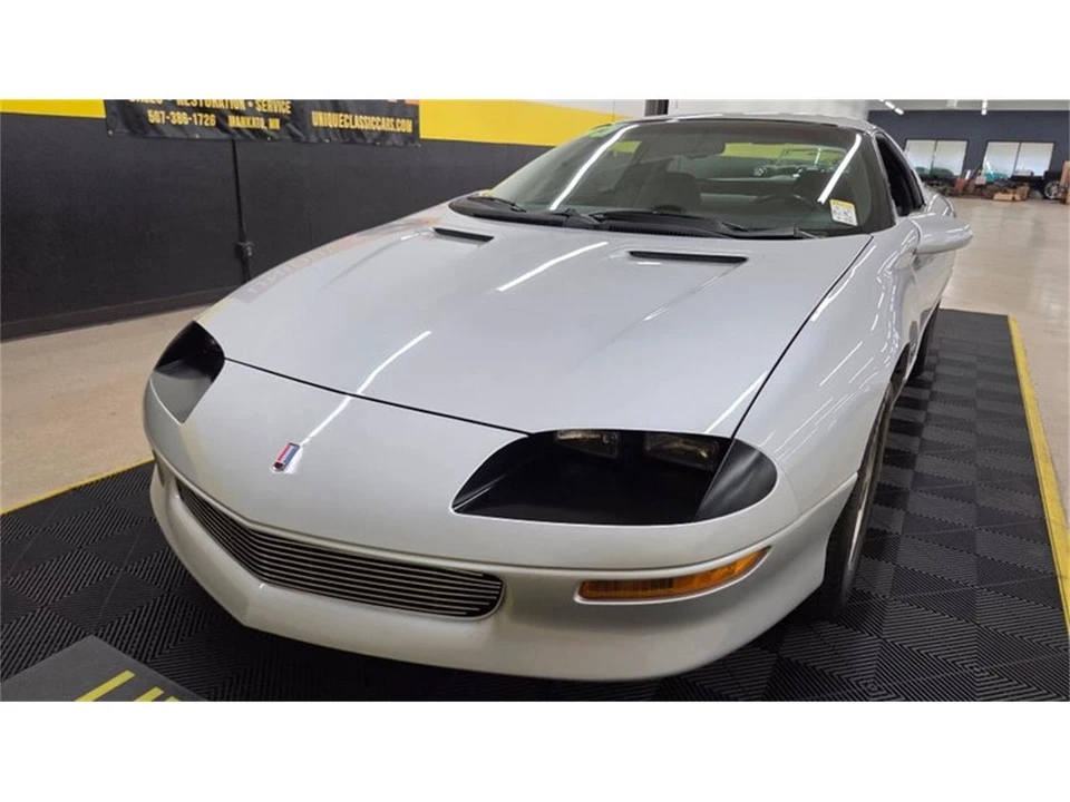 1995 Chevrolet Camaro 4th Gen - Image 11 of 31