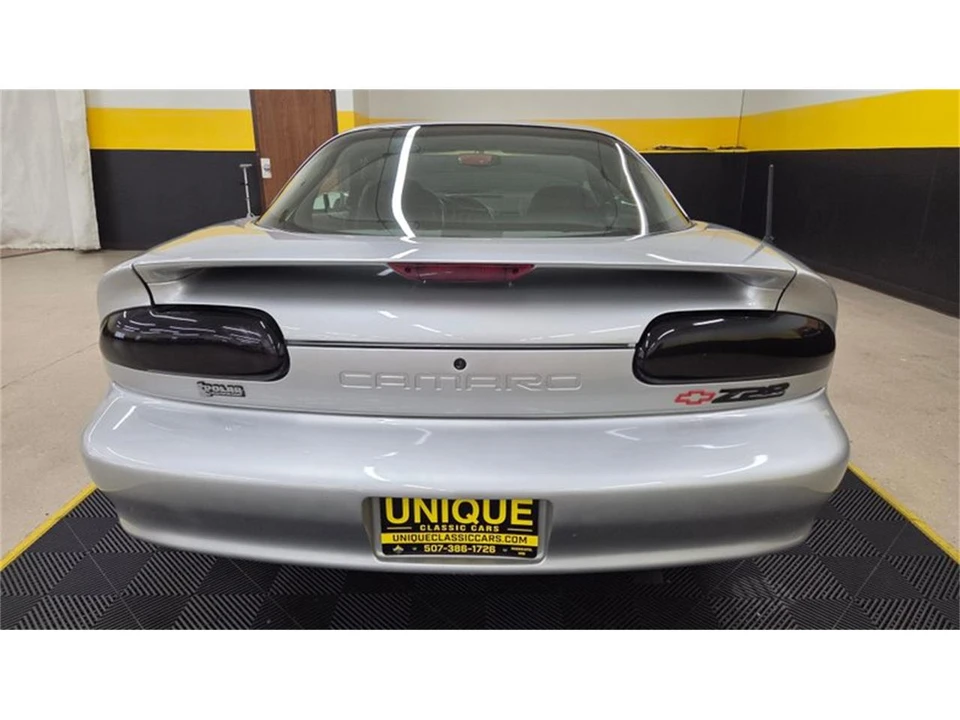 1995 Chevrolet Camaro 4th Gen - Image 5 of 31