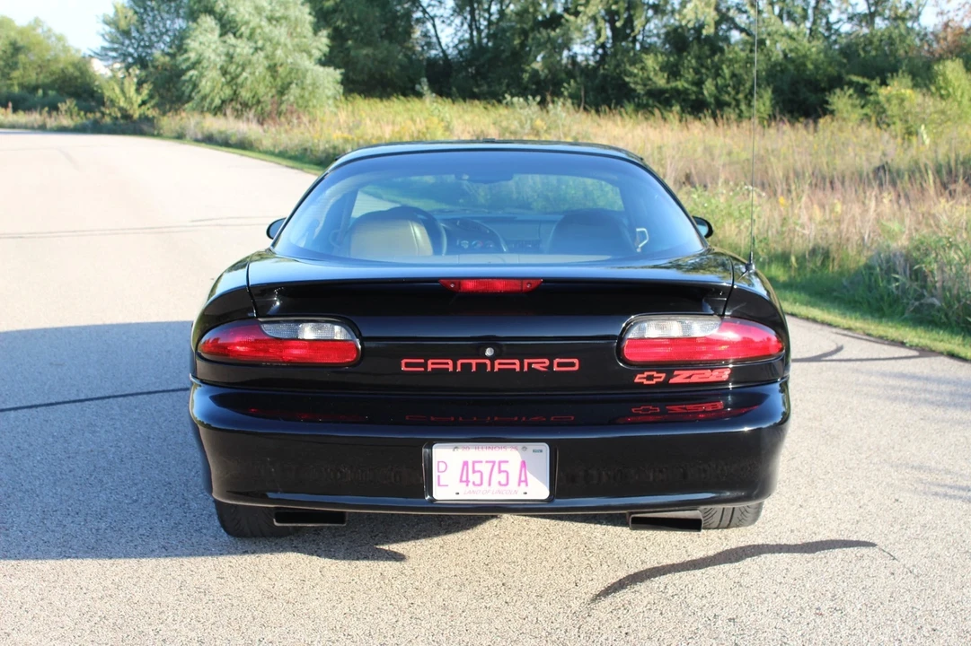 1995 Chevrolet Camaro 4th Gen - Image 8 of 21