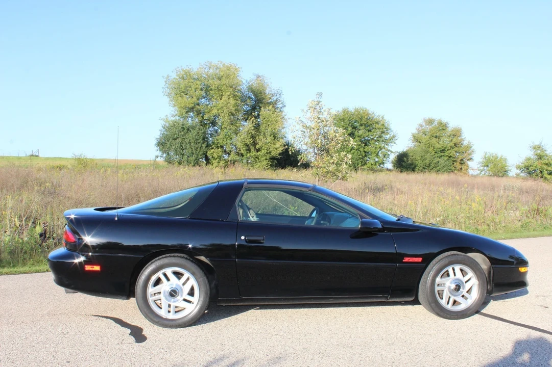 1995 Chevrolet Camaro 4th Gen - Image 5 of 21