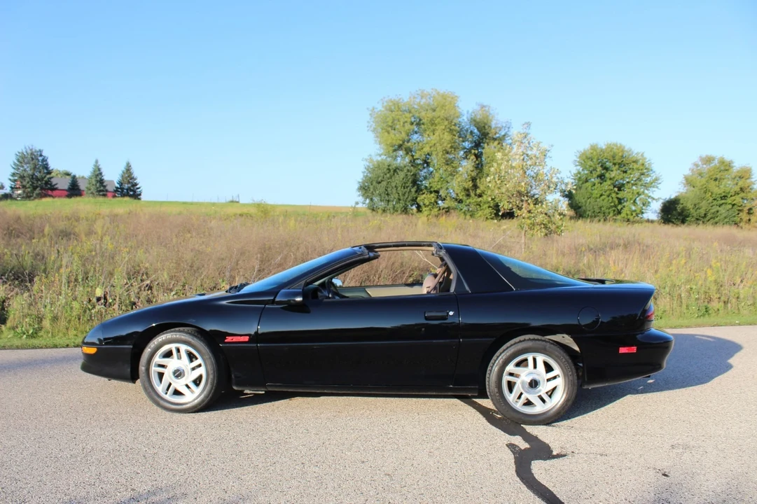 1995 Chevrolet Camaro 4th Gen - Image 6 of 21