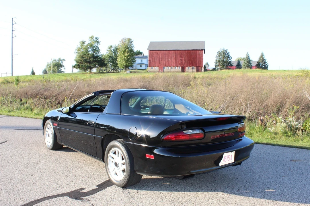 1995 Chevrolet Camaro 4th Gen - Image 9 of 21