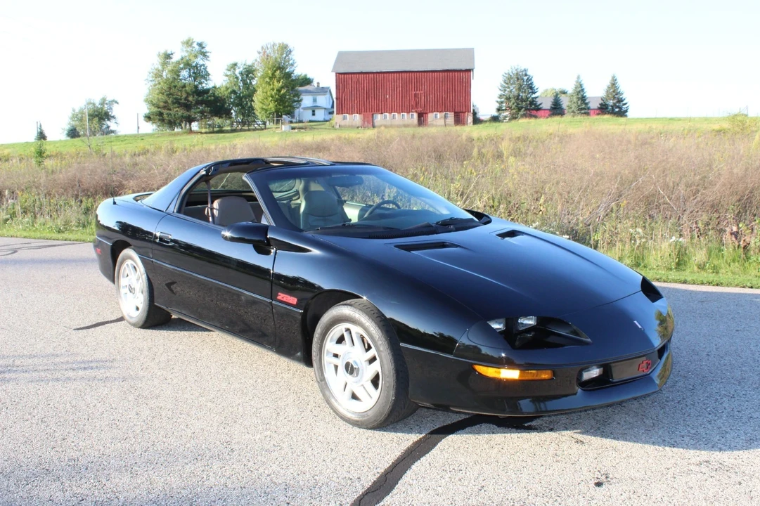 1995 Chevrolet Camaro 4th Gen - Image 4 of 21