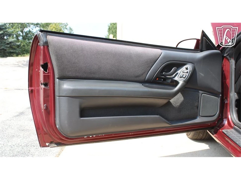 1995 Chevrolet Camaro 4th Gen - Image 12 of 31