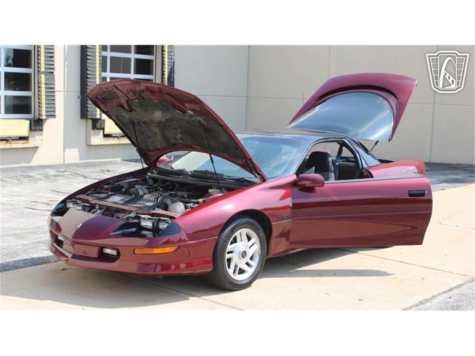 1995 Chevrolet Camaro 4th Gen - Image 8 of 31