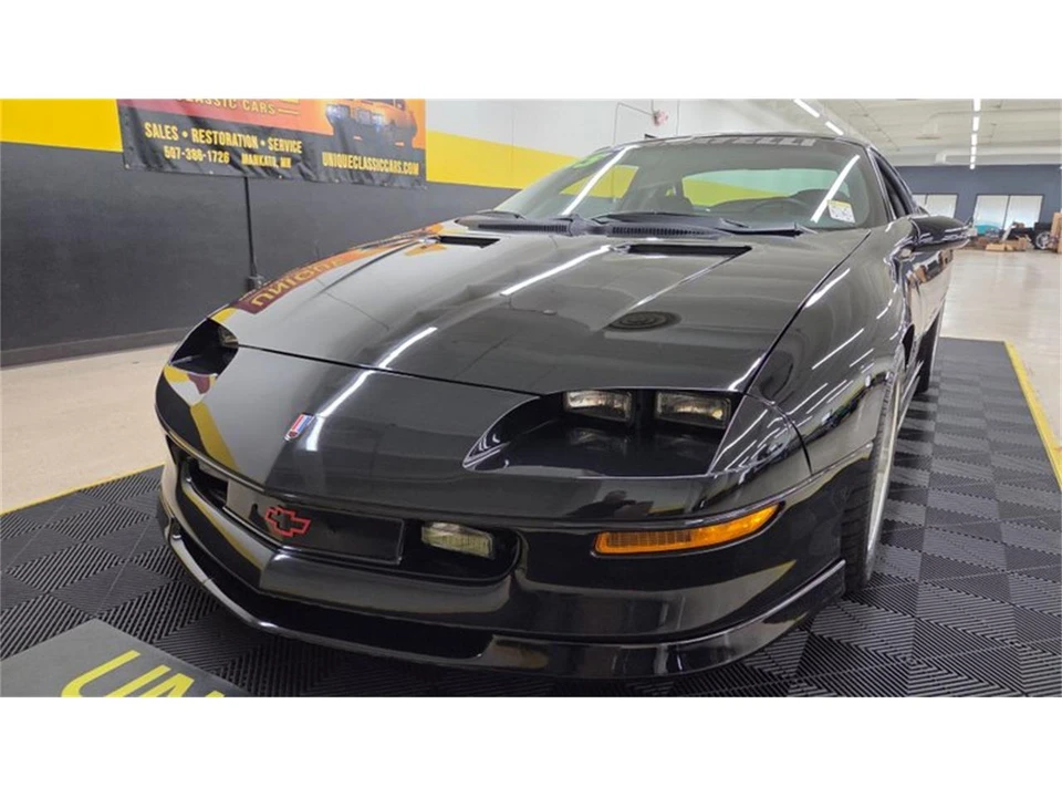 1995 Chevrolet Camaro 4th Gen - Image 11 of 31