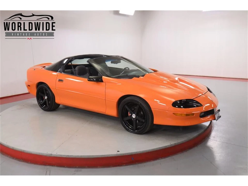 1995 Chevrolet Camaro 4th Gen - Image 2 of 31