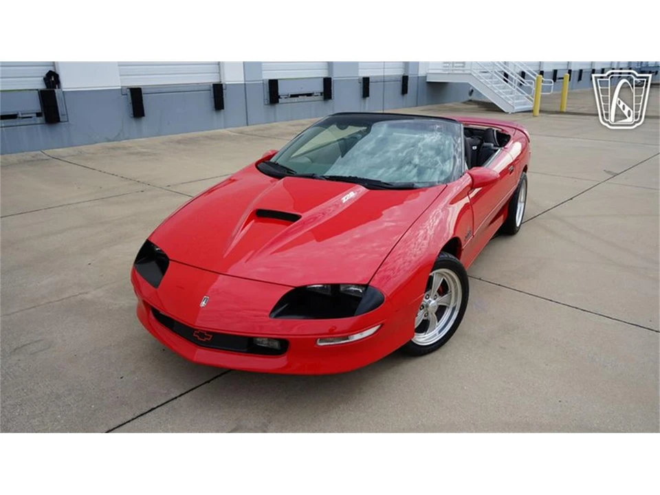 1995 Chevrolet Camaro 4th Gen - Image 2 of 31