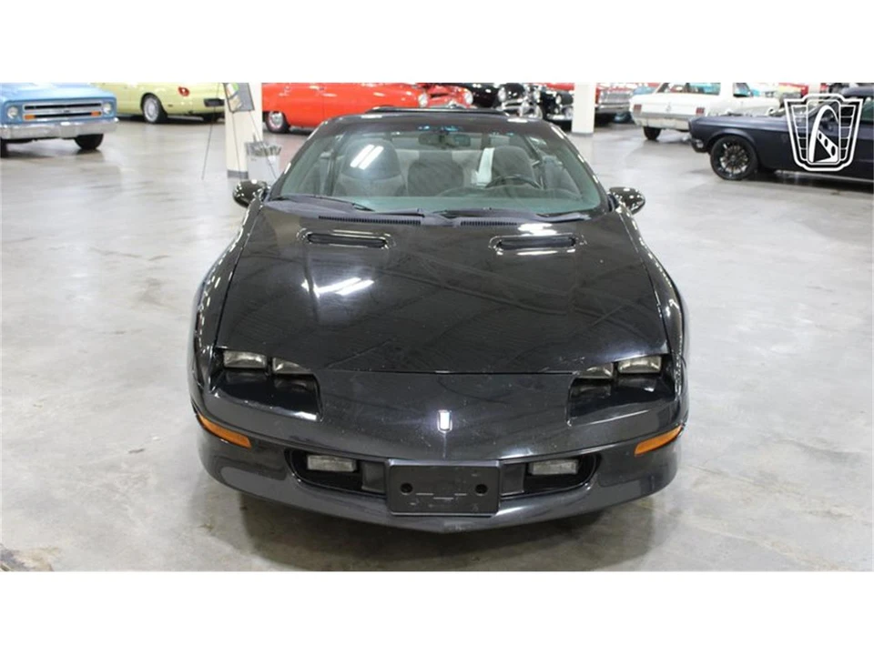 1995 Chevrolet Camaro 4th Gen - Image 3 of 31