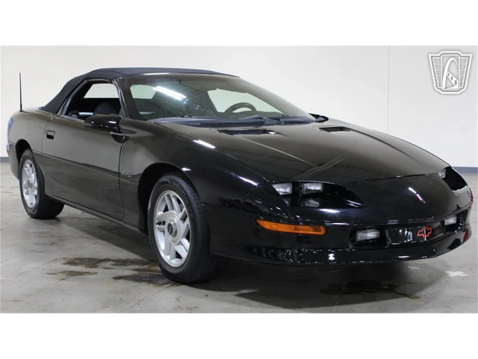 1995 Chevrolet Camaro 4th Gen - Image 2 of 31