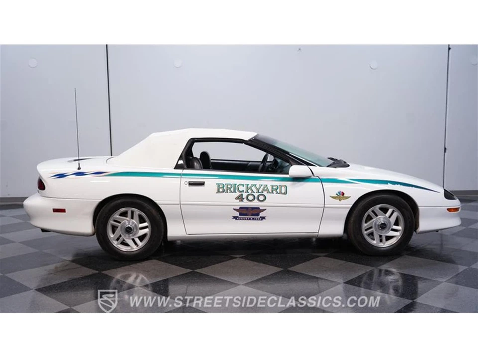 1995 Chevrolet Camaro 4th Gen - Image 13 of 31