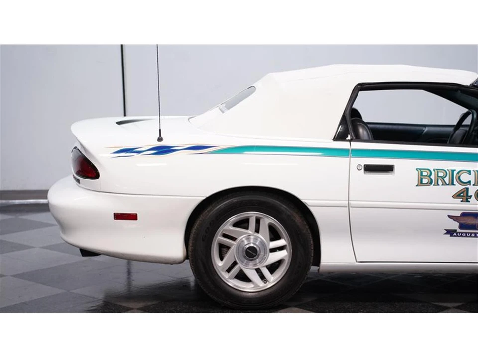 1995 Chevrolet Camaro 4th Gen - Image 24 of 31