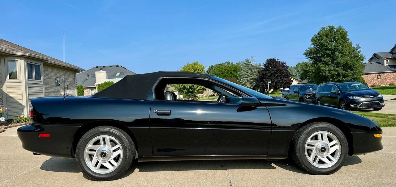 1995 Chevrolet Camaro 4th Gen - Image 12 of 31