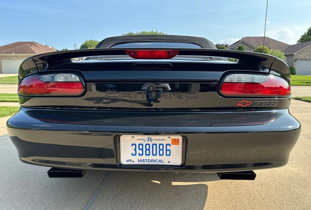 1995 Chevrolet Camaro 4th Gen - Image 9 of 31