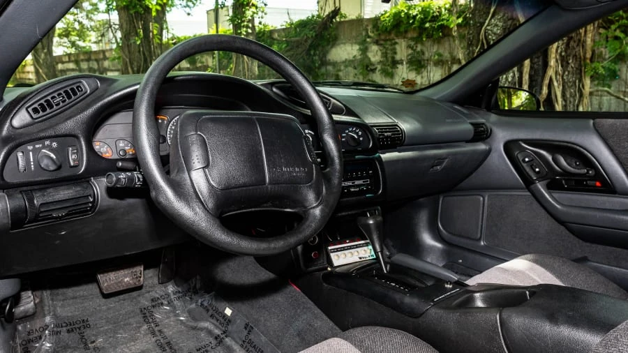 1995 Chevrolet Camaro 4th Gen - Image 3 of 24