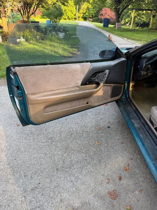 1995 Chevrolet Camaro 4th Gen - Image 9 of 18