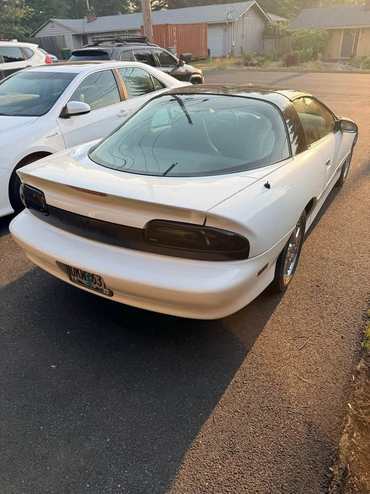 1995 Chevrolet Camaro 4th Gen - Image 3 of 13