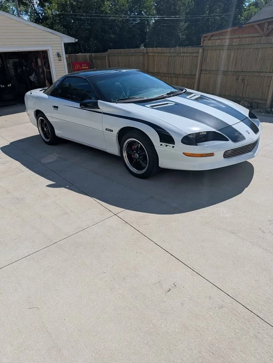 1995 Chevrolet Camaro 4th Gen - Image 3 of 6