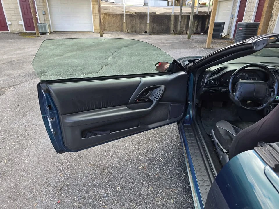 1995 Chevrolet Camaro 4th Gen - Image 11 of 15