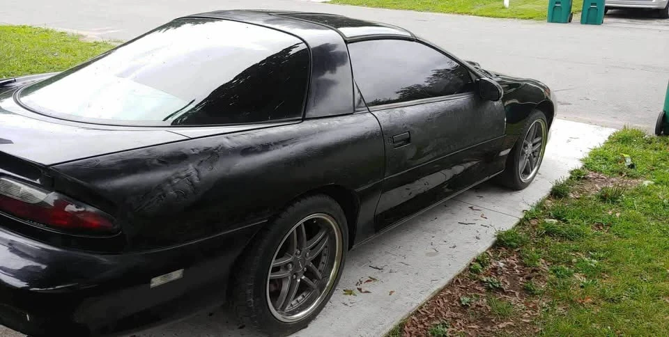 1995 Chevrolet Camaro 4th Gen - Image 2 of 10