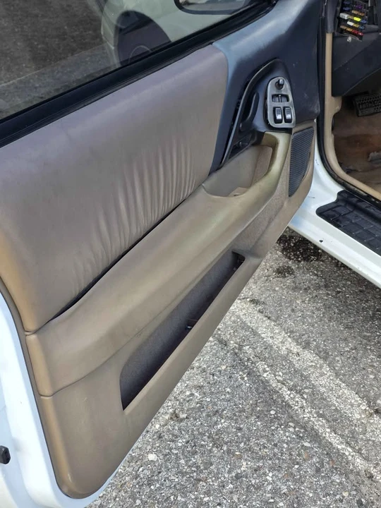 1995 Chevrolet Camaro 4th Gen - Image 12 of 12