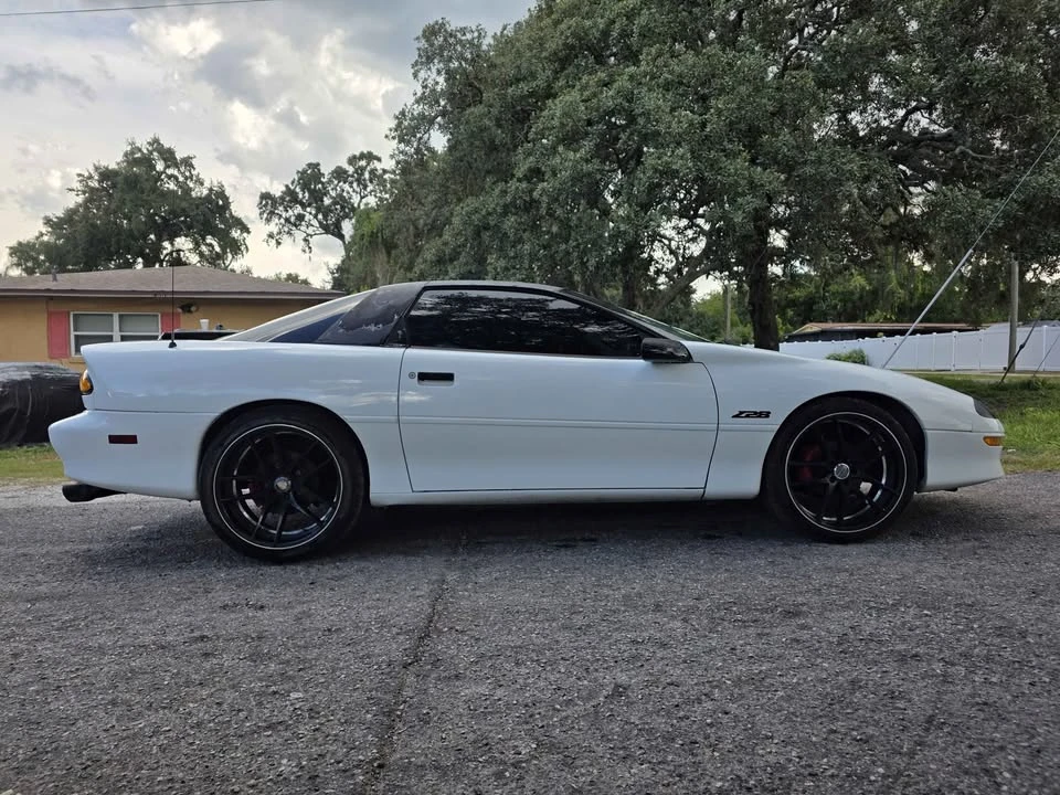 1995 Chevrolet Camaro 4th Gen - Image 5 of 12