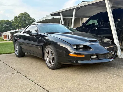 1995 Chevrolet Camaro LT1 Coupe 2D