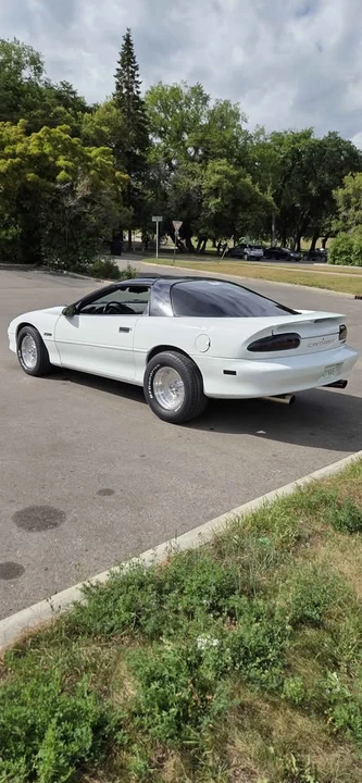 1995 Chevrolet Camaro 4th Gen - Image 6 of 9
