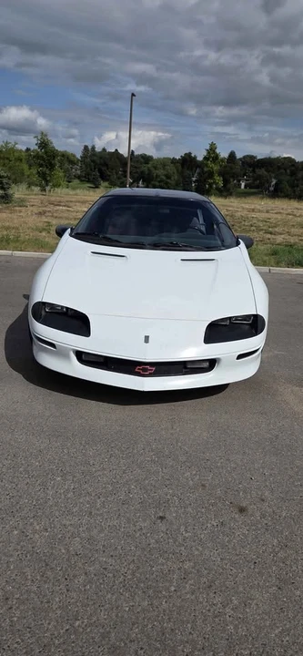 1995 Chevrolet Camaro 4th Gen - Image 2 of 9