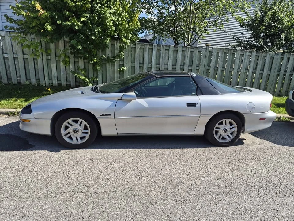 1995 Chevrolet Camaro 4th Gen - Image 2 of 8