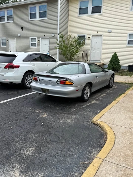 1995 Chevrolet Camaro 4th Gen - Image 2 of 12