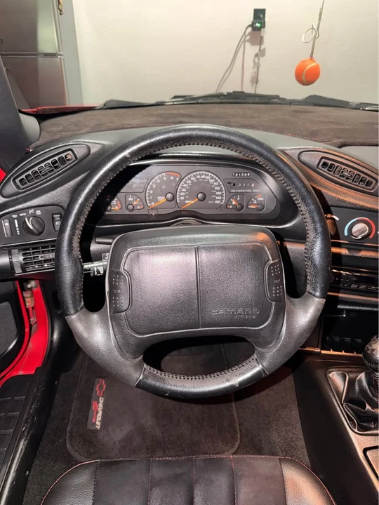 1995 Chevrolet Camaro 4th Gen - Image 5 of 8