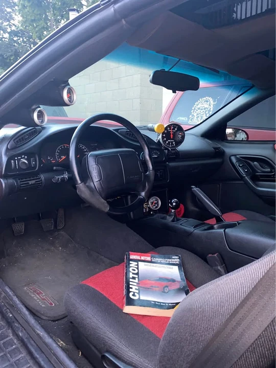 1995 Chevrolet Camaro 4th Gen - Image 6 of 8
