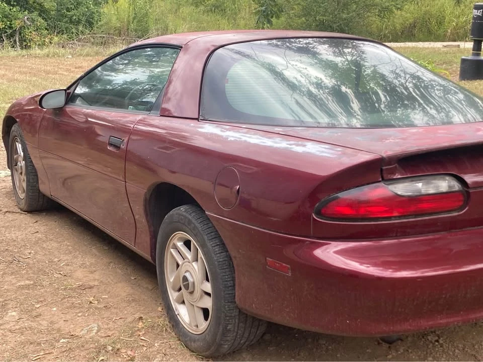 1995 Chevrolet Camaro 4th Gen - Image 2 of 3