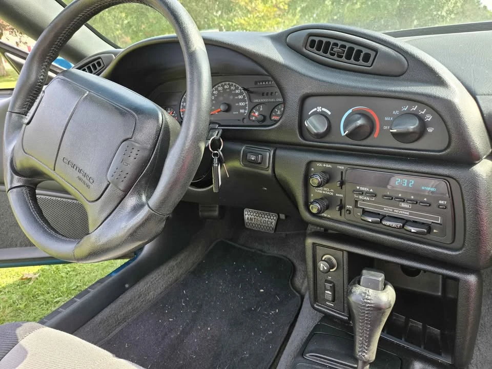 1995 Chevrolet Camaro 4th Gen - Image 14 of 17