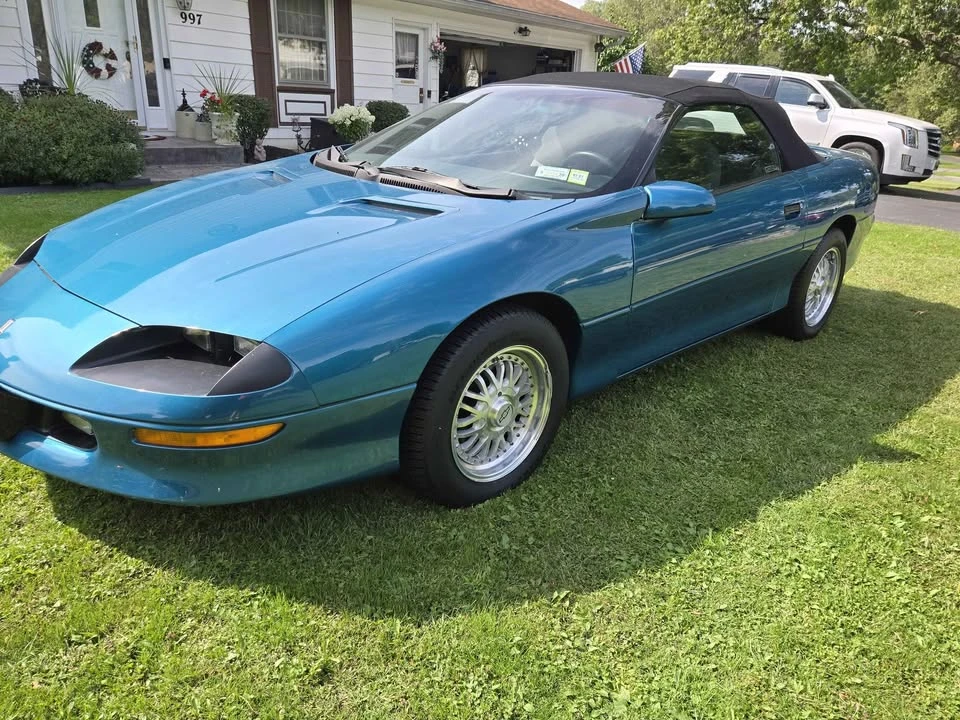 1995 Chevrolet Camaro 4th Gen - Image 3 of 17