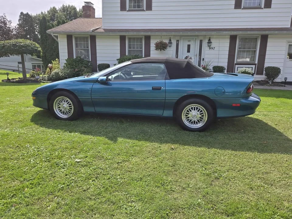 1995 Chevrolet Camaro 4th Gen - Image 4 of 17
