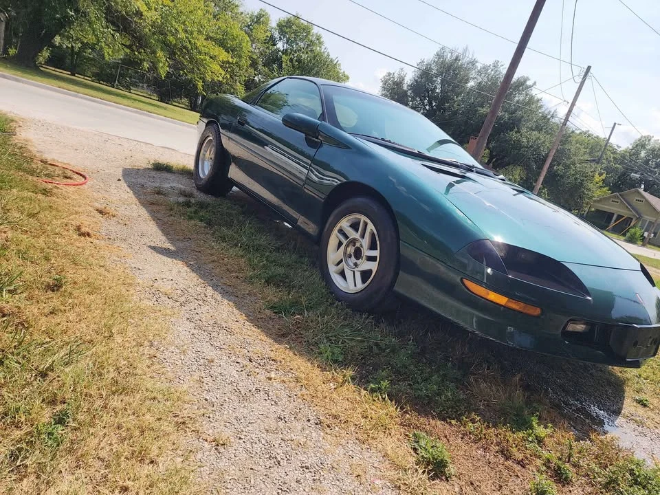 1995 Chevrolet Camaro 4th Gen - Image 9 of 17