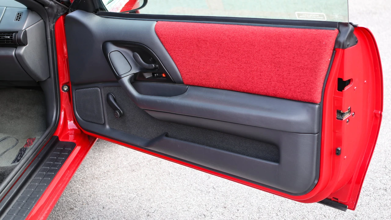 1995 Chevrolet Camaro 4th Gen - Image 10 of 31