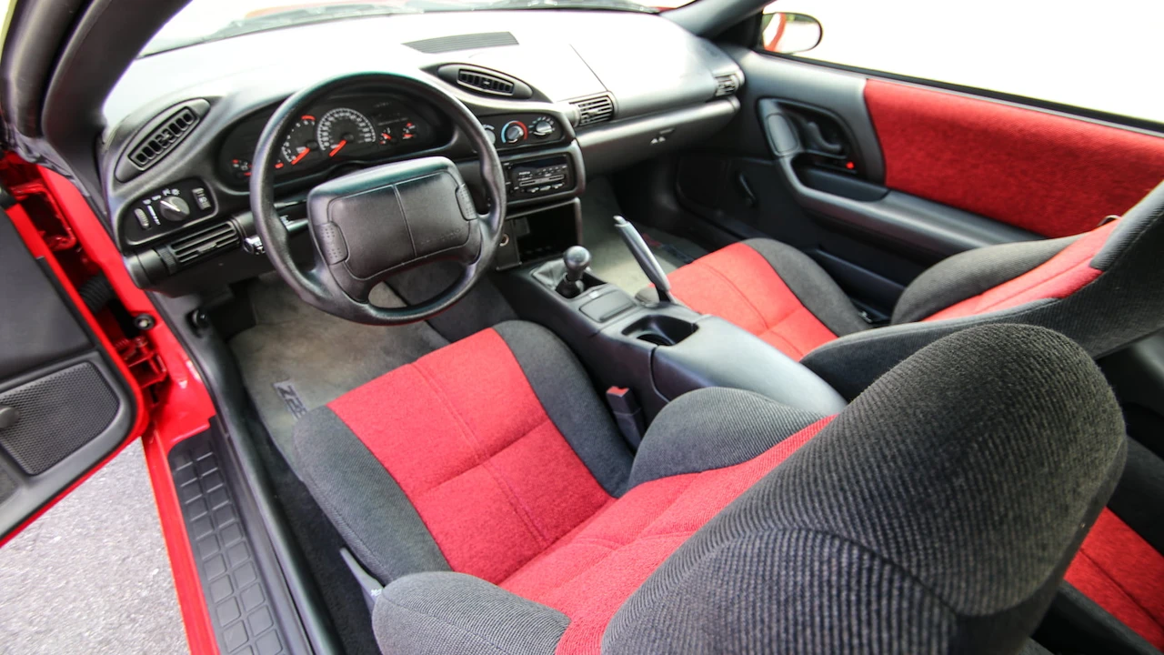 1995 Chevrolet Camaro 4th Gen - Image 20 of 31